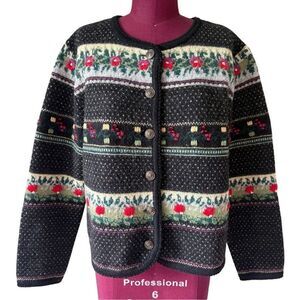 Vintage Tally Ho Floral Wool Cardigan size L Petite Sweater Nordic Black floral